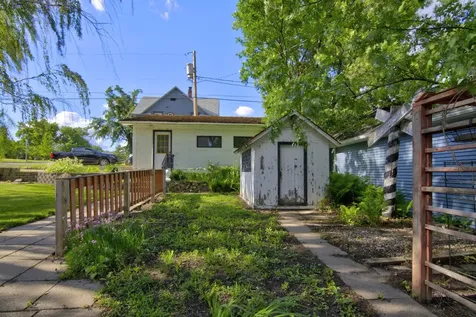 370 3rd Street NW Valley City ND 58072