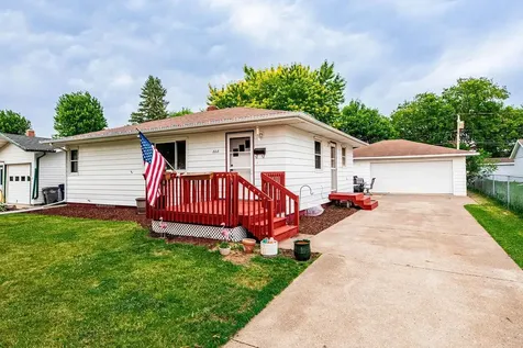 808 15th Street N Moorhead MN 56560