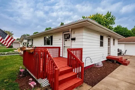 808 15th Street N Moorhead MN 56560