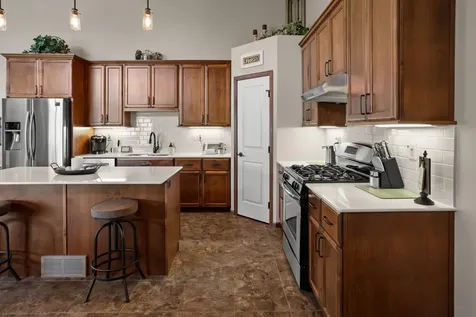 1308 31st Avenue W West Fargo ND 58078