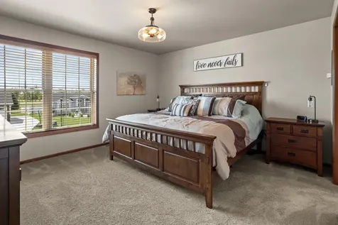1308 31st Avenue W West Fargo ND 58078