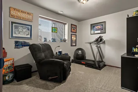 1308 31st Avenue W West Fargo ND 58078