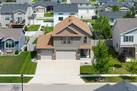 1308 31st Avenue W West Fargo ND 58078