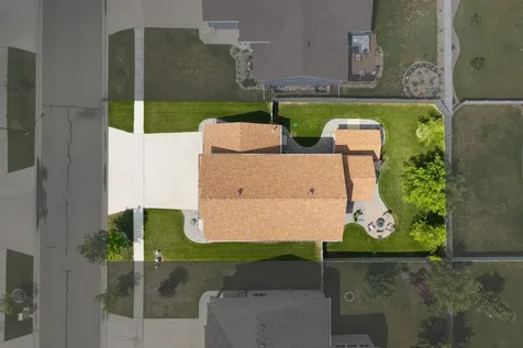 1308 31st Avenue W West Fargo ND 58078