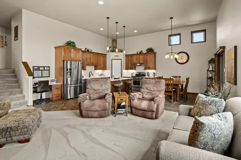 1308 31st Avenue W West Fargo ND 58078