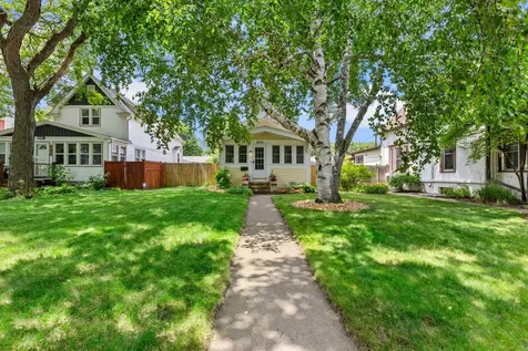 4232 33rd Avenue S Minneapolis MN 55406