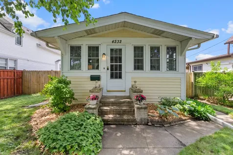4232 33rd Avenue S Minneapolis MN 55406