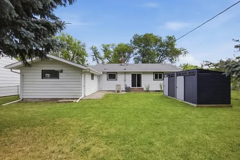 809 19th Street N Moorhead MN 56560