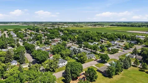 809 19th Street N Moorhead MN 56560