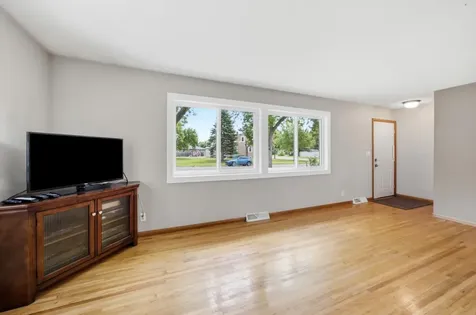 809 19th Street N Moorhead MN 56560