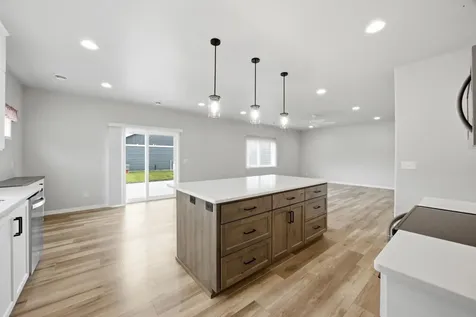 4881 Bluebell Loop S Fargo ND 58104