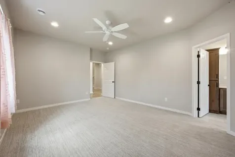 4881 Bluebell Loop S Fargo ND 58104