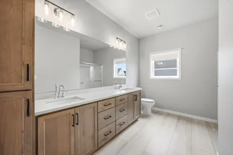 4881 Bluebell Loop S Fargo ND 58104