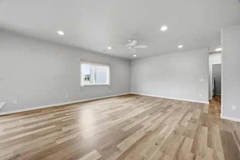 4881 Bluebell Loop S Fargo ND 58104