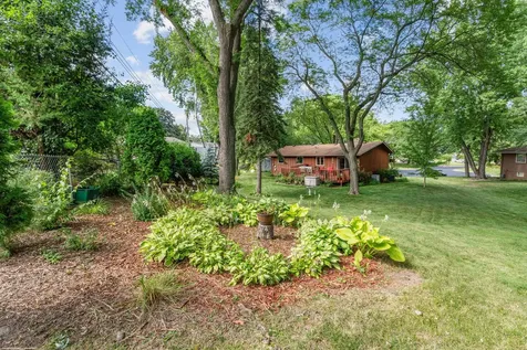 6041 Sumter Place N New Hope MN 55428