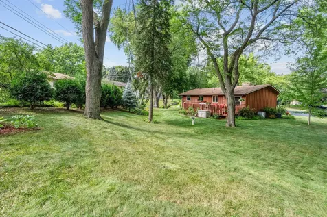 6041 Sumter Place N New Hope MN 55428