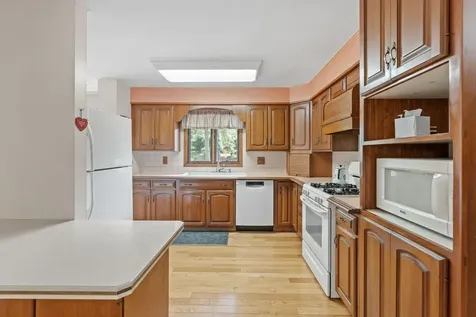6041 Sumter Place N New Hope MN 55428