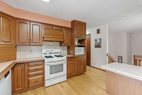 6041 Sumter Place N New Hope MN 55428