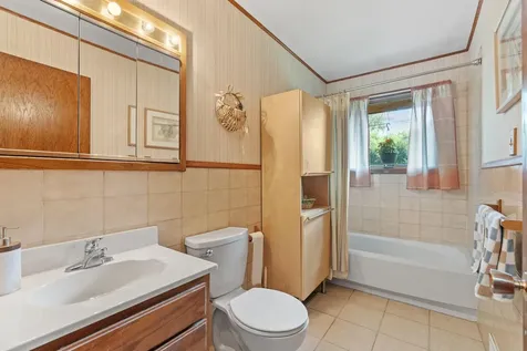6041 Sumter Place N New Hope MN 55428