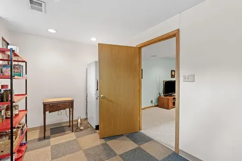 6041 Sumter Place N New Hope MN 55428