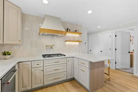 400 Decatur Avenue N Golden Valley MN 55427