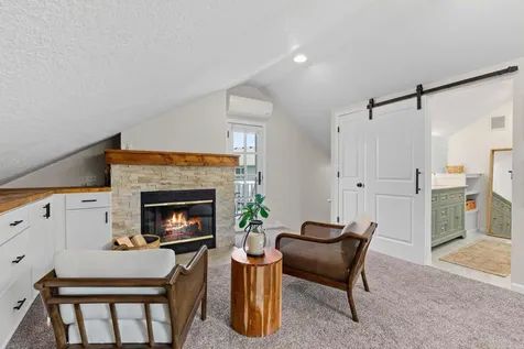 400 Decatur Avenue N Golden Valley MN 55427