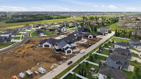 6025 Prairie Grove Court S Fargo ND 58104