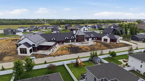 6025 Prairie Grove Court S Fargo ND 58104
