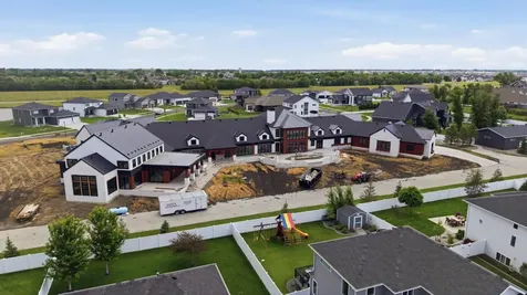 6025 Prairie Grove Court S Fargo ND 58104