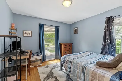 1124 Rhode Island Avenue N Golden Valley MN 55427