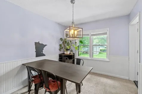1124 Rhode Island Avenue N Golden Valley MN 55427