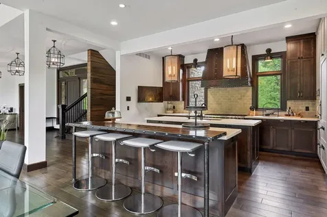 6816 Cheyenne Circle Edina MN 55439