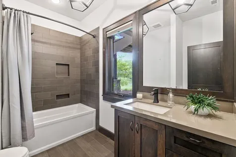 6816 Cheyenne Circle Edina MN 55439