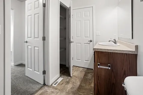 1023 29th Avenue W West Fargo ND 58078