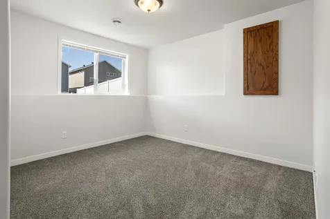 1023 29th Avenue W West Fargo ND 58078