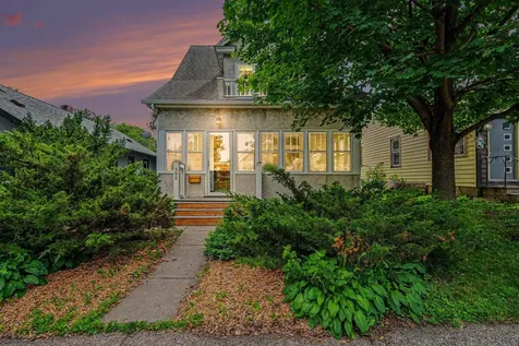 998 Minnehaha Avenue W Saint Paul MN 55104