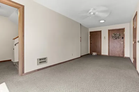 901 8th Avenue N Fargo ND 58102