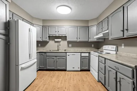 901 8th Avenue N Fargo ND 58102