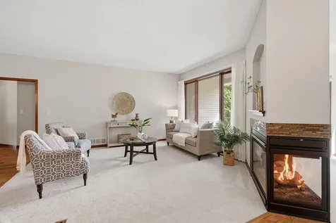 1023 Woodland Drive Hastings MN 55033