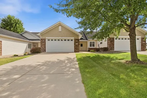 1023 Woodland Drive Hastings MN 55033