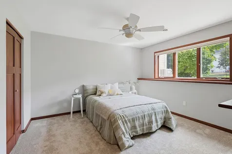1023 Woodland Drive Hastings MN 55033