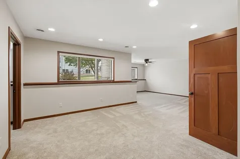 1023 Woodland Drive Hastings MN 55033