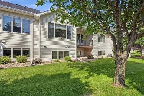 1023 Woodland Drive Hastings MN 55033