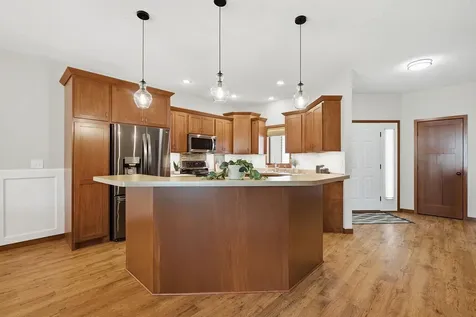 1023 Woodland Drive Hastings MN 55033
