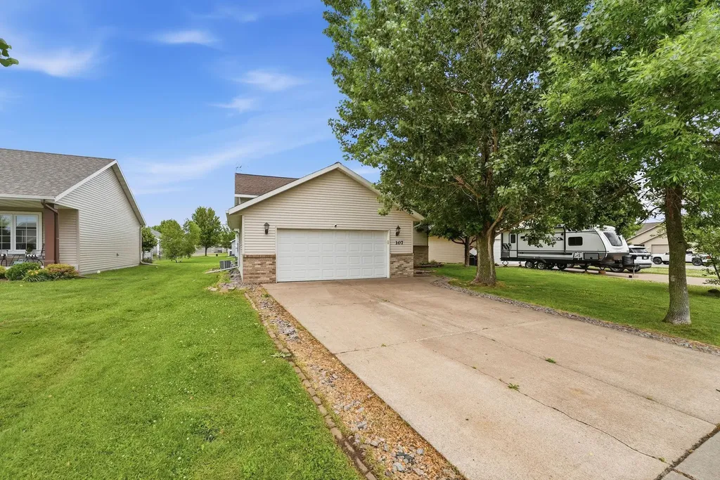107 Green Meadow Street Foley MN 56329