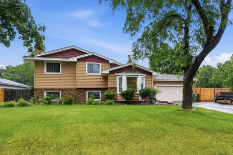 1725 129th Lane NW Coon Rapids MN 55448