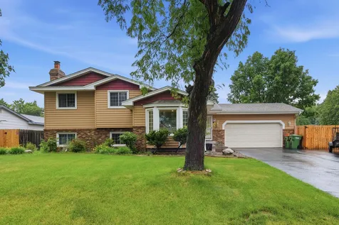 1725 129th Lane NW Coon Rapids MN 55448