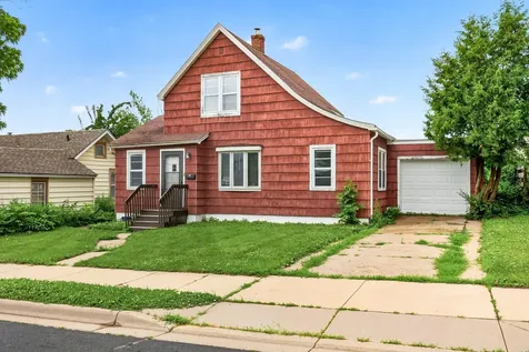 207 1st Street SW New Prague MN 56071