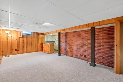 6618 Fairview Avenue N Crystal MN 55428
