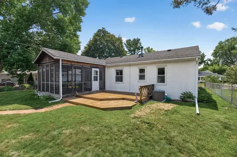 6618 Fairview Avenue N Crystal MN 55428